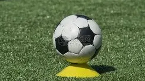 范戴克谈罚丢点球：比赛常态，为萨拉赫表现欢呼