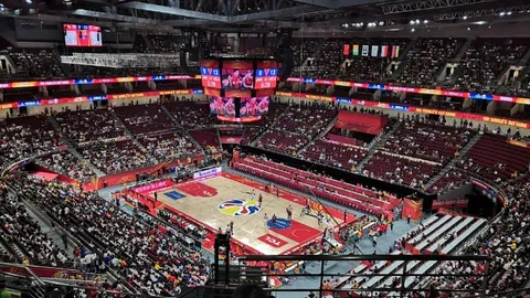 “巴坎布：错失空门反成乌龙，‘乐天派’球员名不虚传！”